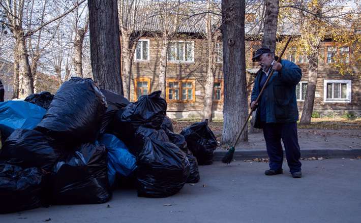 Коммуналка и «чёрные дыры»